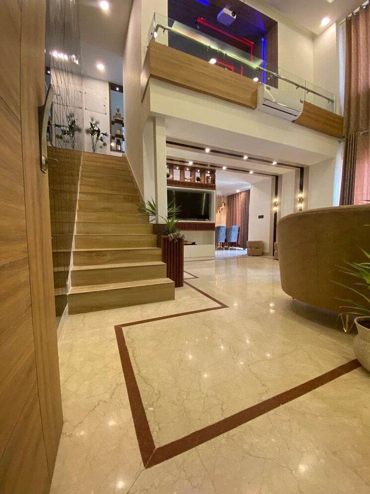  Parking, sector 70 4 Bedroom 180 Sq.Yd. Builder Floor In Sector 70 Faridabad 8009626