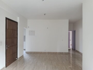 Room in 3 BHK Builder Floor at Puri Aman Vilas, Sector 89 – for Rent