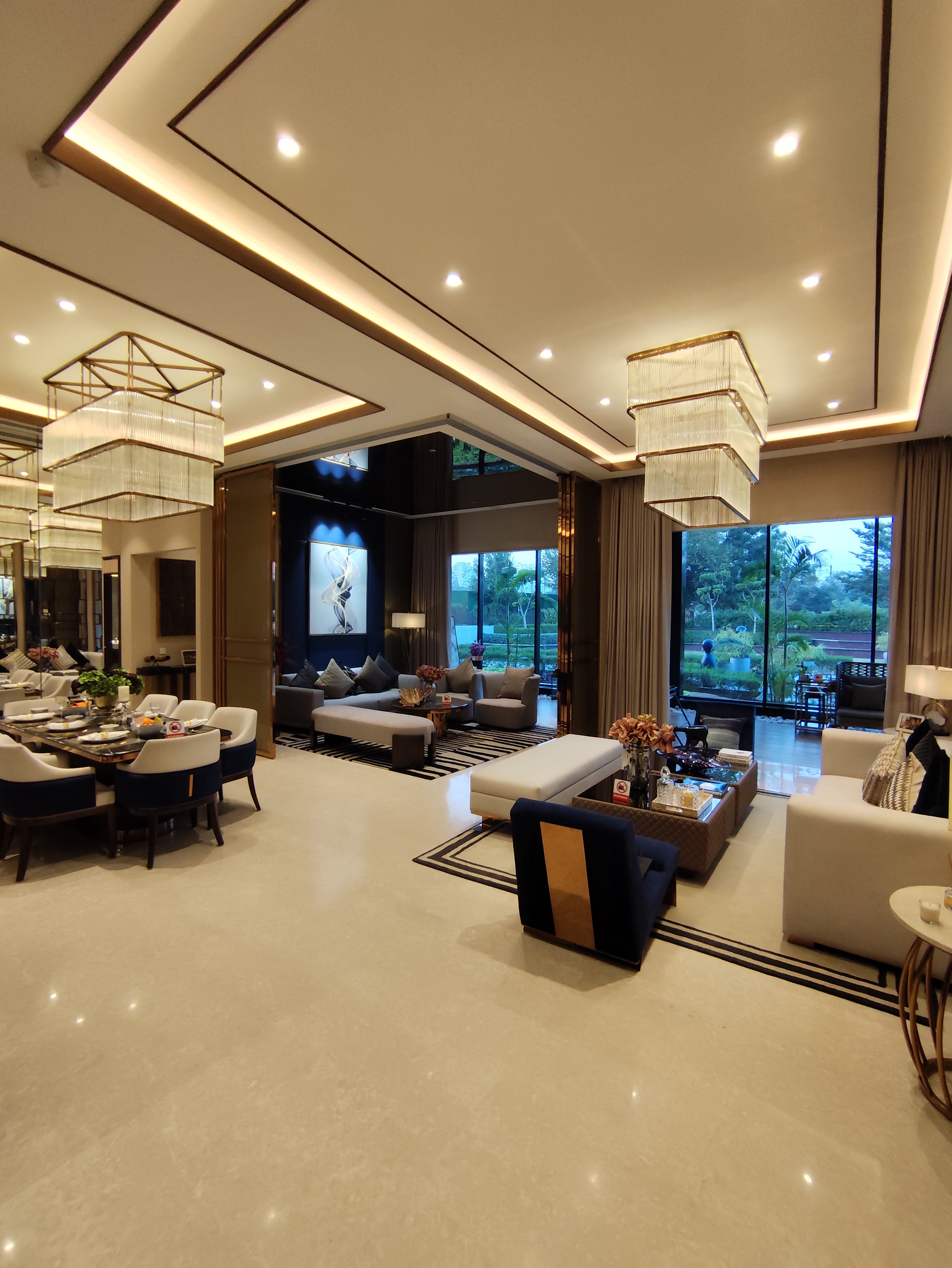 3.5 BHK + Servant Room,Study Room 3030 Sq.Ft. Apartment in Smart World The Edition