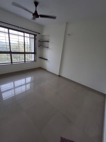 Bedroom in 2 BHK Apartment at Chembur – for Rent