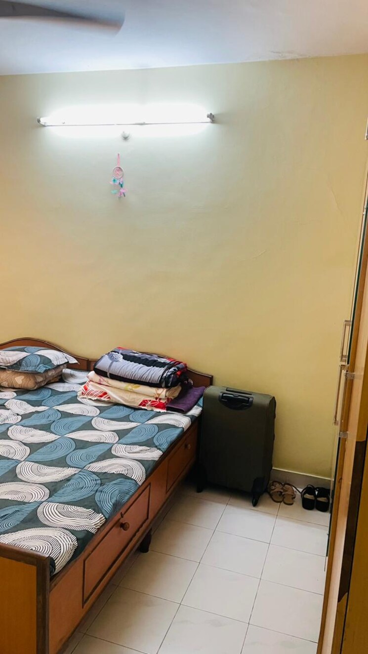 Bedroom, hermes-heritage-homes 1 Bedroom 500 Sq.Ft. Apartment In Shastrinagar Pune 8009683