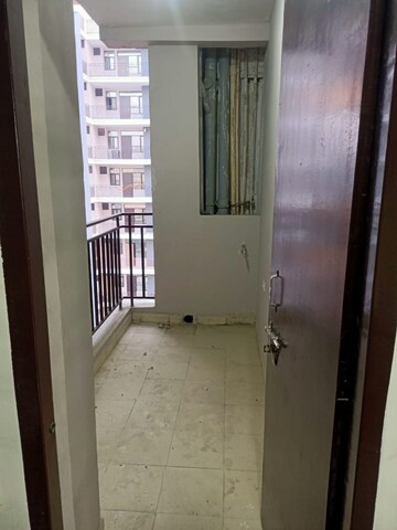 Bathroom in 3 BHK Apartment at Amolik Sankalp, Sector 85 – for Rent