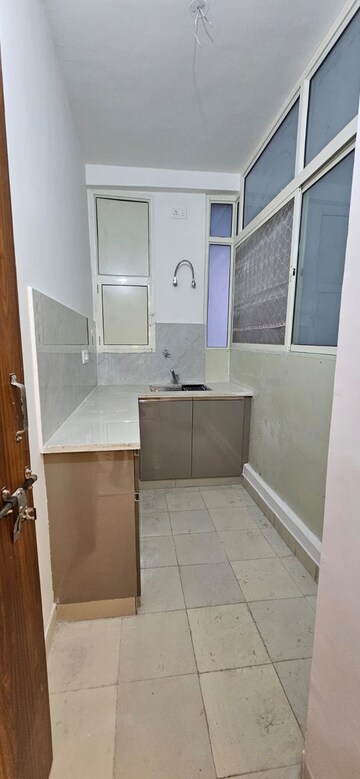 Bathroom in 3 BHK Apartment at Amolik Sankalp, Sector 85 – for Rent