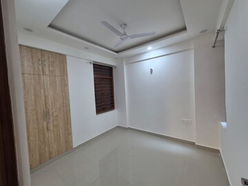Room in 3 BHK Apartment at Amolik Sankalp, Sector 85 – for Rent
