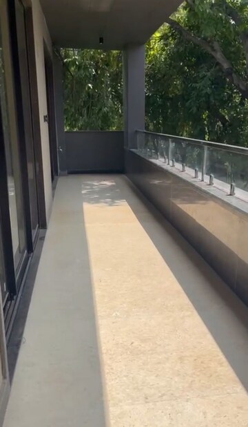 Balcony in 4 BHK Builder Floor at Ansal Sushant Lok I, Sector 43 – for Rent