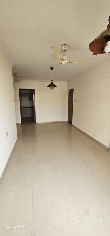 Room in 2 BHK Apartment at Bhoomi Park, Malad West – for Rent