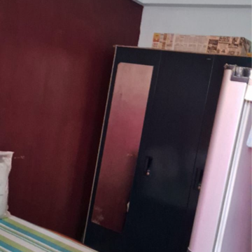 Room in 1 BHK Apartment at Prabhadevi – for Rent