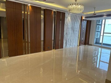 Building Lobby in 3 BHK Builder Floor at Ansal Plaza Sector-23, Sector 23 – for Rent