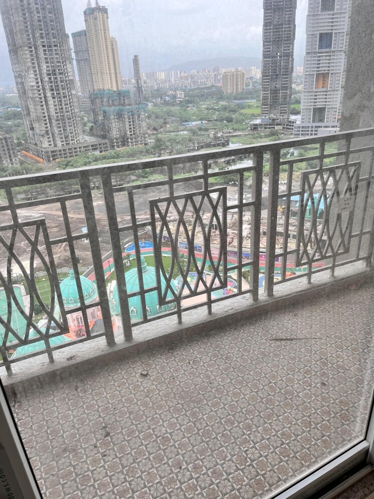 Balcony, paradise-sai-world-empire 2 Bedroom 878 Sq.Ft. Apartment In Kharghar Navi Mumbai 8009827