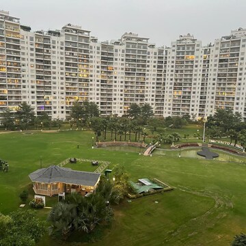 2.5 BHK Apartment For Rent in Central Park Resorts, Islampur