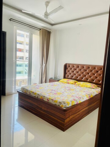 Room in 3 BHK Apartment at Klassik Landmark, Sarjapur Road – for Rent