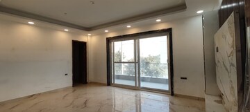 Room in 4 BHK Builder Floor at Bansal Homes, Green Fields Colony – for Sale