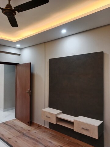 Bedroom in 3 BHK Apartment at Ansals Sushant City – for Rent