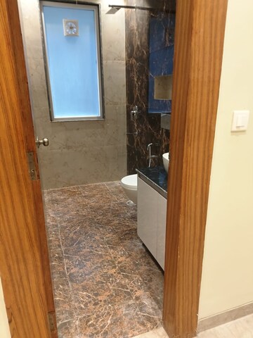 Balcony in 4 BHK Builder Floor at Ansal Sushant Lok I, Sector 43 – for Rent