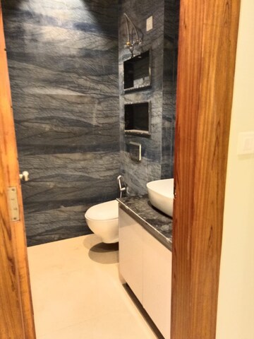 Staircase in 4 BHK Builder Floor at Ansal Sushant Lok I, Sector 43 – for Rent