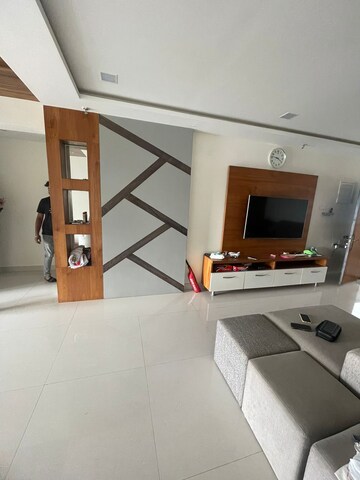 3 BHK Apartment For Rent in SMR Vinay Iconia Hyderabad, Kondapur
