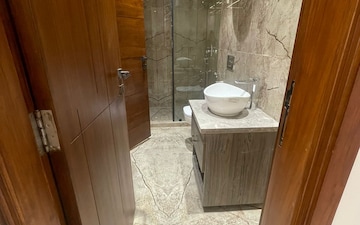 Shop For Sale in Tapasya 70 Grandwalk, Sector 70