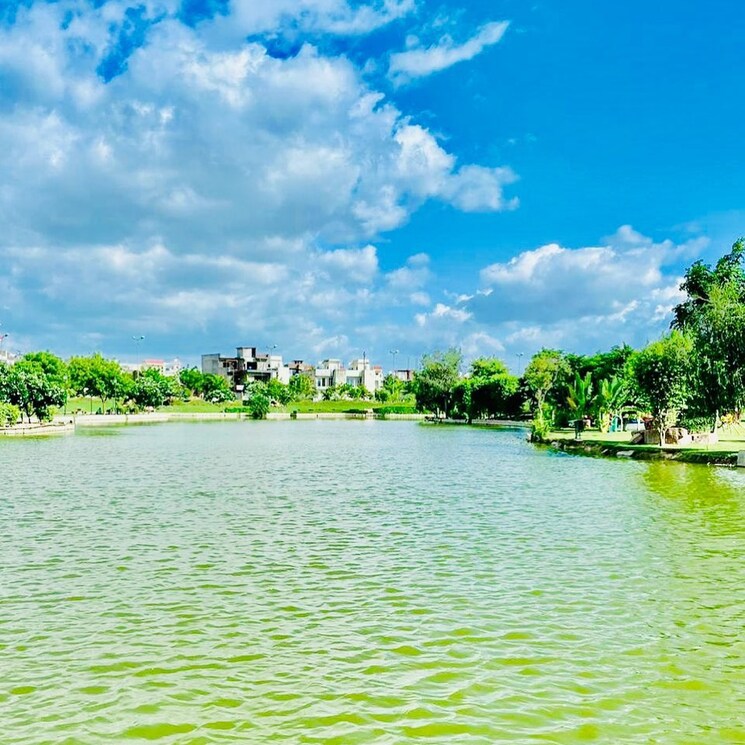 Exterior View, gaur-yamuna-city-7th-parkview  103 Sq.Yd. Plot In Gaur Yamuna City Greater Noida 8010100