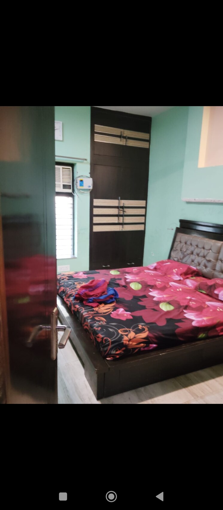 Bedroom, sector 12 6+ Bedroom 162 Sq.Mt. Independent House In Sector 12 Noida 8010162