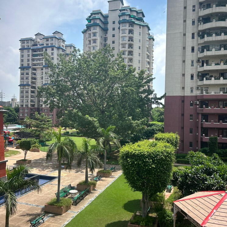 Exterior View, unitech-palms 3.5 Bedroom 1550 Sq.Ft. Apartment In South City 1 Gurgaon 8010205