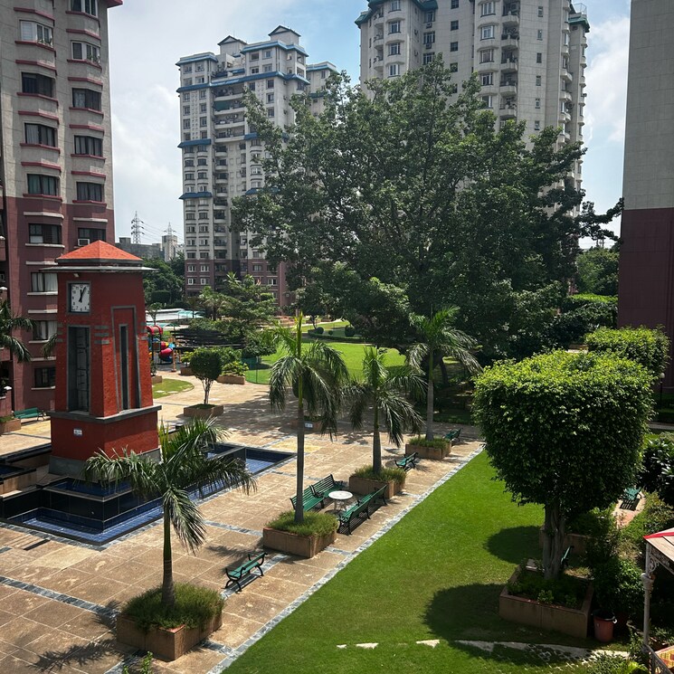 Exterior View, unitech-palms 3.5 Bedroom 1550 Sq.Ft. Apartment In South City 1 Gurgaon 8010205
