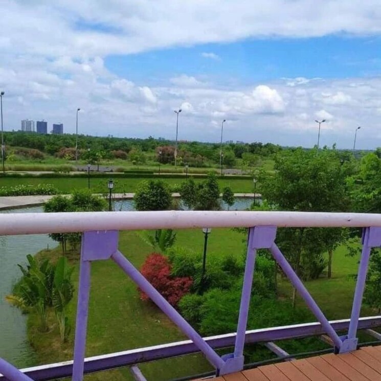 Exterior View, gaur-yamuna-city-2nd-park-view  105 Sq.Yd. Plot In Gaur Yamuna City Greater Noida 8010206