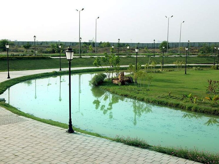 Exterior View, gaur-yamuna-city-2nd-park-view  105 Sq.Yd. Plot In Gaur Yamuna City Greater Noida 8010206