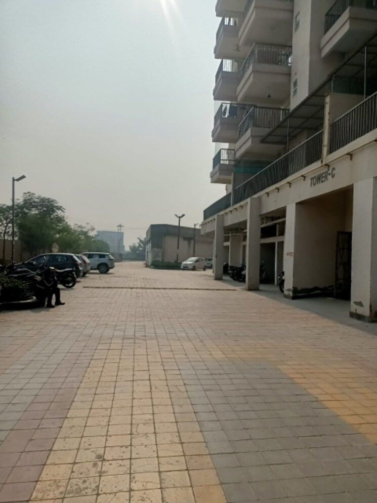 Exterior View, gaur-yamuna-city-2nd-park-view  105 Sq.Yd. Plot In Gaur Yamuna City Greater Noida 8010206