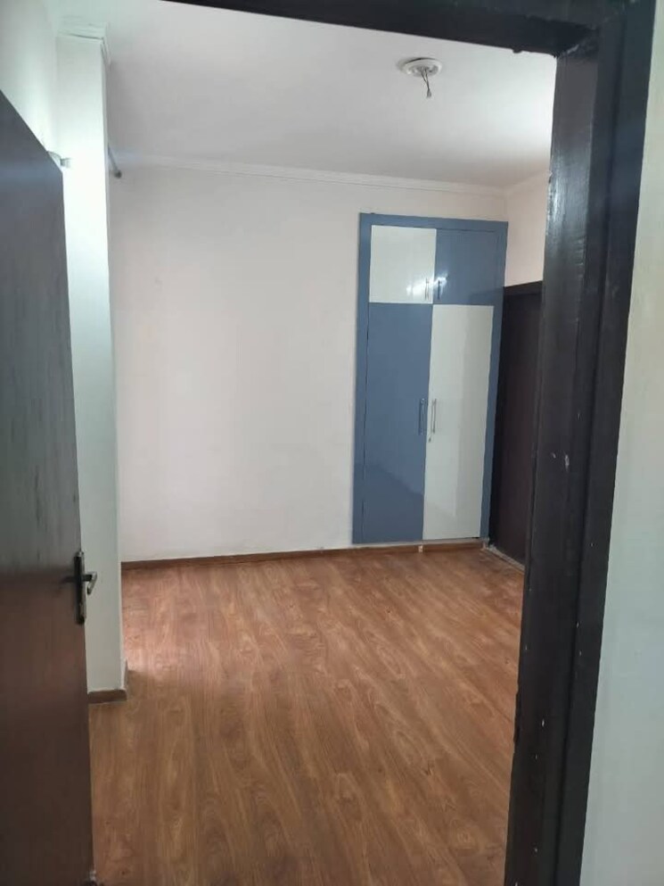 Room, amrapali-riverview 3 Bedroom 1145 Sq.Ft. Apartment In Amrapali Leisure Valley Greater Noida 8010234