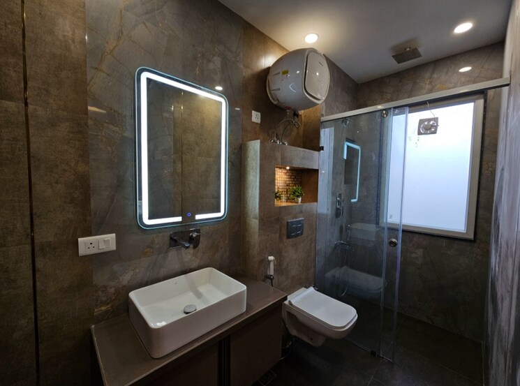 Attached Bathroom, naraina 4 Bedroom 252 Sq.Yd. Builder Floor In Naraina Delhi 8010432
