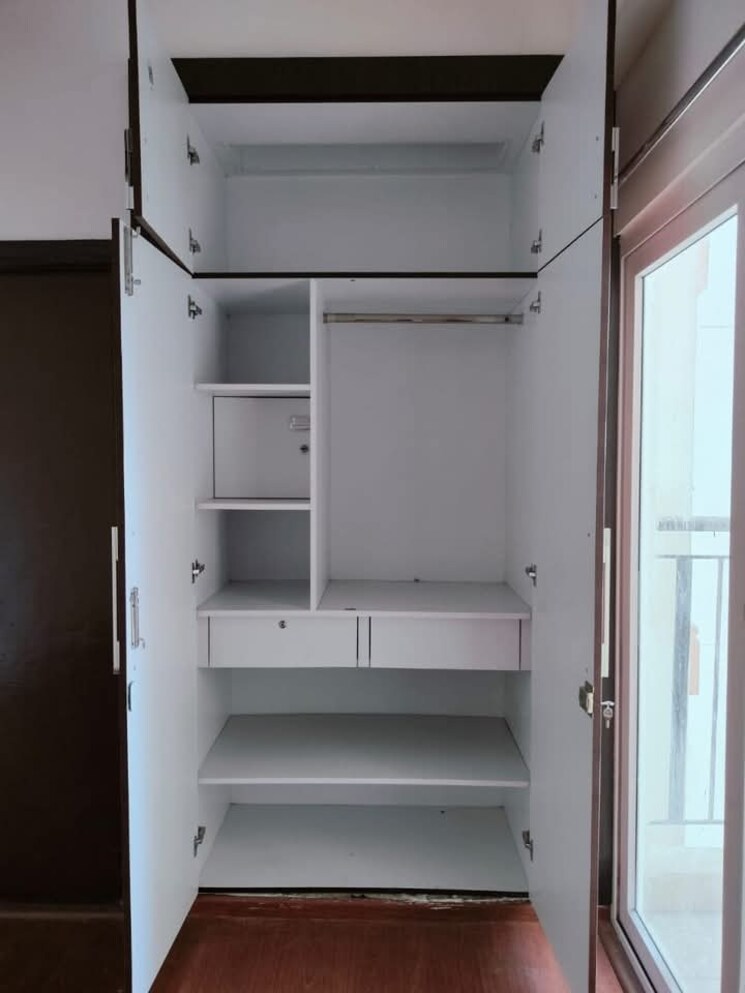 Bathroom, amrapali-leisure-park 2 Bedroom 845 Sq.Ft. Apartment In Amrapali Leisure Valley Greater Noida 8010425