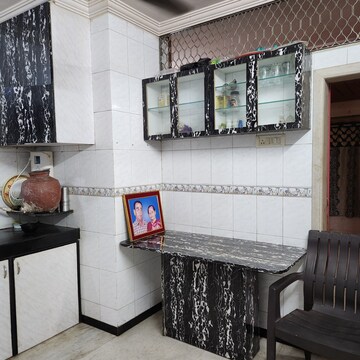 1 BHK Apartment For Rent in Manik Co Operative Housing Society Dhuru Wadi Mumbai  8010502