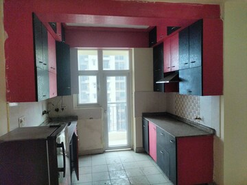 Kitchen in 3 BHK Apartment at Amrapali Princely Estate, Sector 76 – for Rent