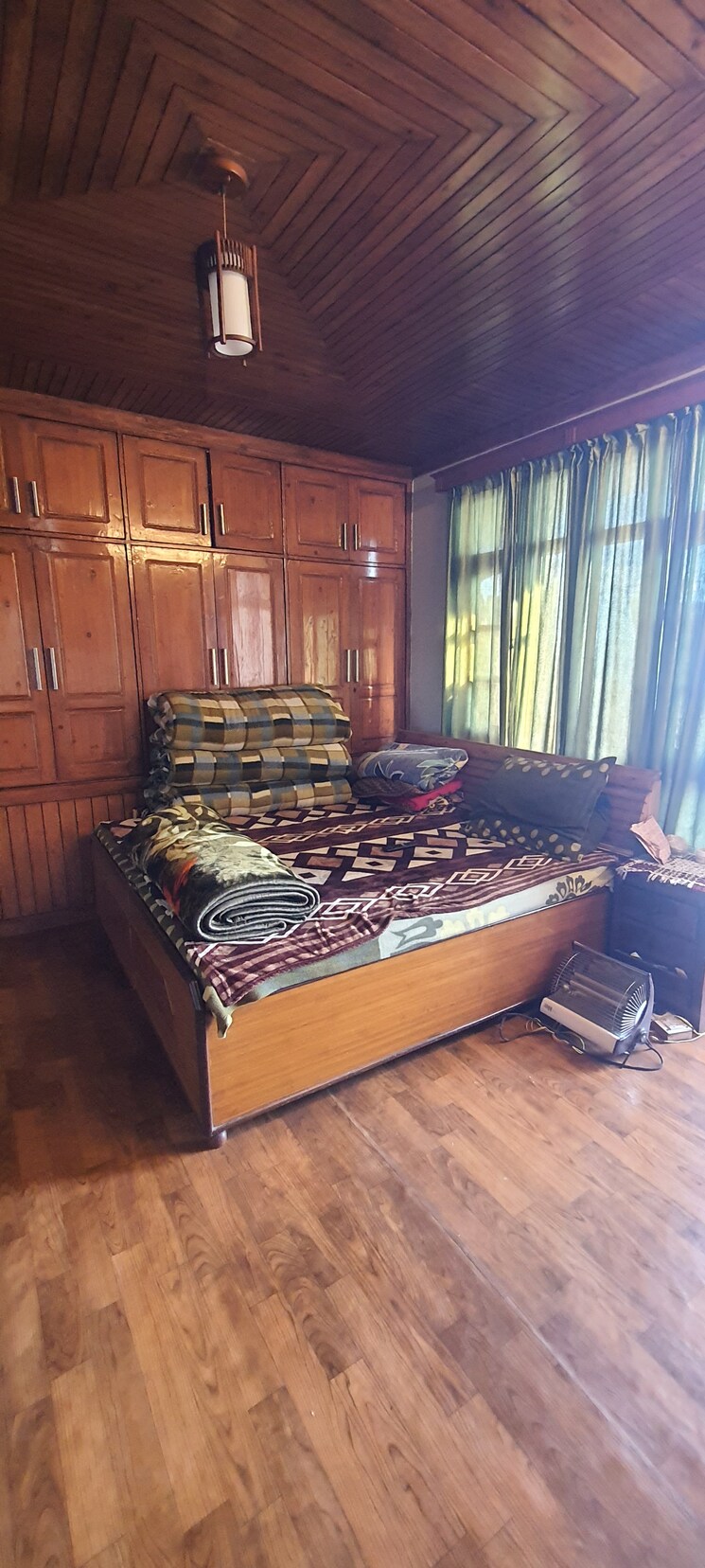 Bedroom, thoeg 6+ Bedroom 7000 Sq.Ft. Independent House In Thoeg Shimla 8010462