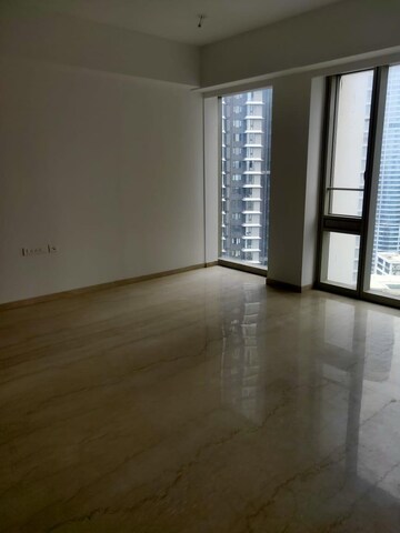 Room in 3 BHK Apartment at Lodha Kiara, Worli – for Rent