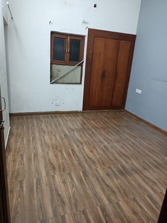 3 BHK Builder Floor For Rent in Priyadarshini Vihar Delhi  8010509