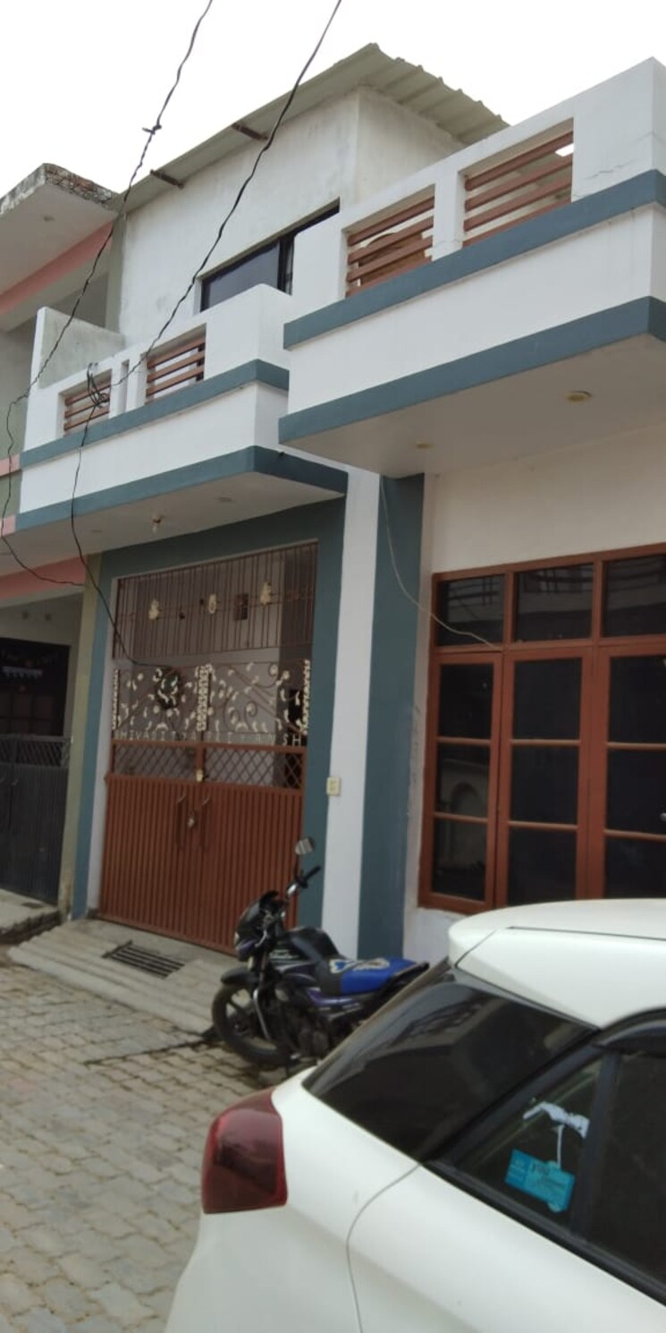 Living Room, gomti nagar 1 Bedroom 800 Sq.Ft. Independent House In Gomti Nagar Lucknow 8010528