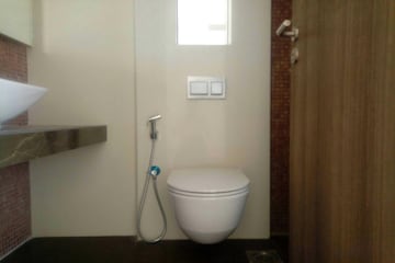 Bathroom in 4 BHK Apartment at Lodha The Park, Worli – for Rent