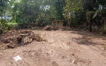 Plot For Sale in Eroor