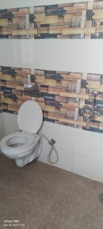 Staircase in 2.5 BHK Independent House at Gomti Nagar – for Rent