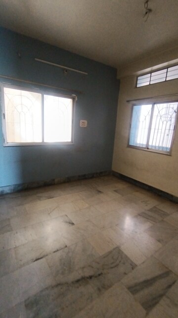 Room in 3 BHK Independent House at Ratu Road – for Rent