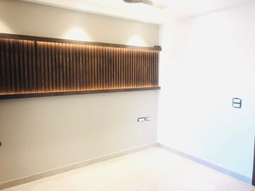 Furnished Amenities in 3 BHK Builder Floor at Sector 70 – for Sale