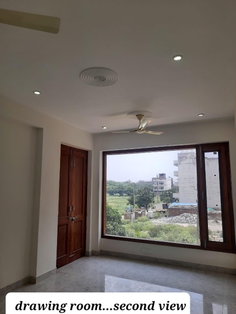 3 BHK + Servant Room,Study Room Builder Floor For Sale in Sector 70