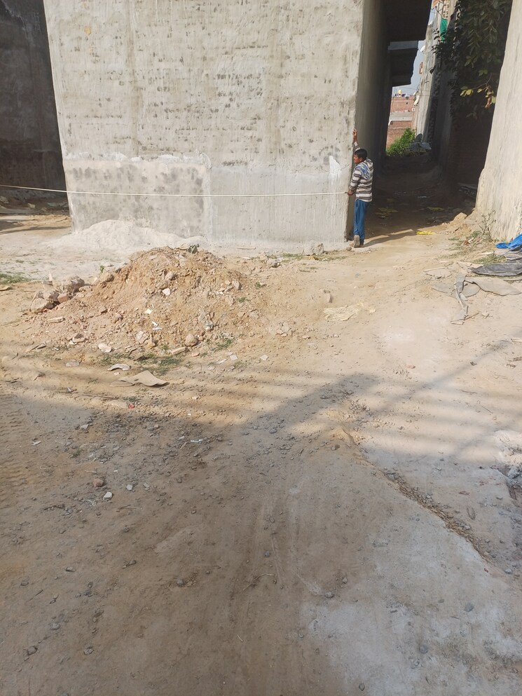 undefined, tilpat  101 Sq.Yd. Plot In Tilpat Faridabad 8010727
