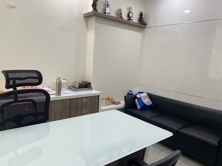 Team Area, one-platinum Commercial Office Space 1350 Sq.Ft. In Cbd Belapur Sector 15 Navi Mumbai 8010745