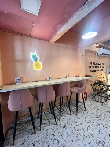 Team Area in  Shop at Andheri West – for Rent