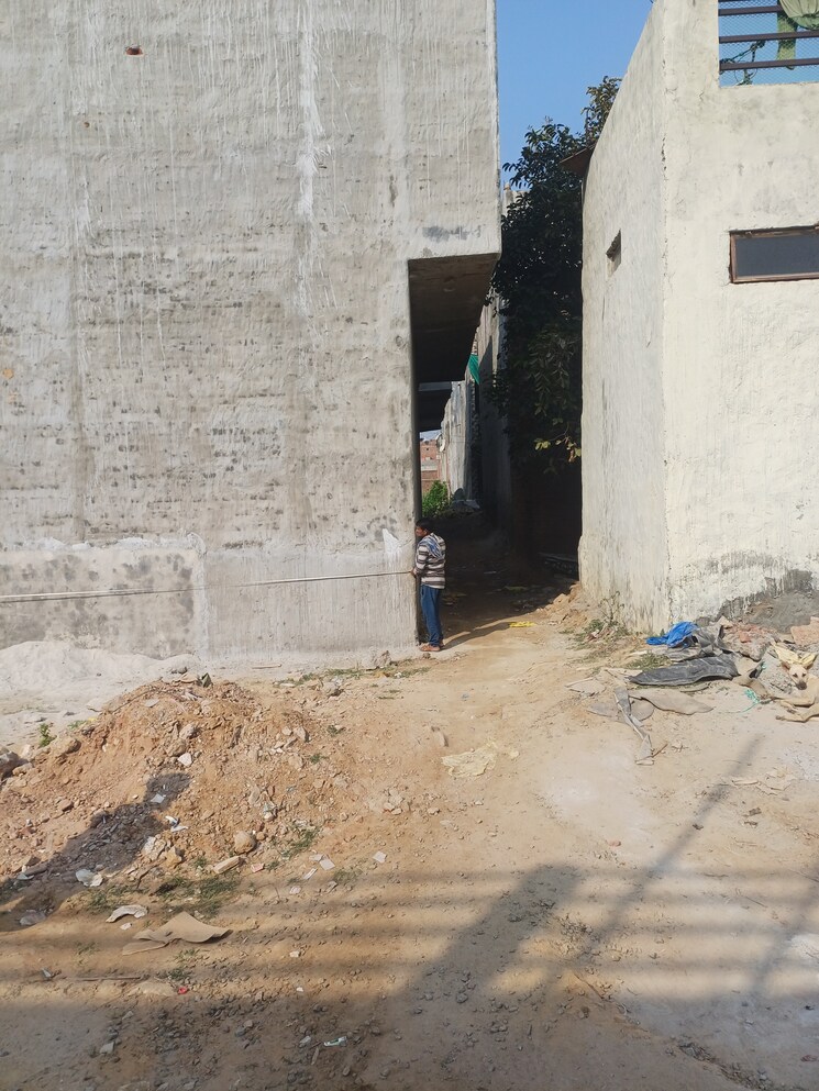 Exterior View, tilpat  104 Sq.Yd. Plot In Tilpat Faridabad 8010786