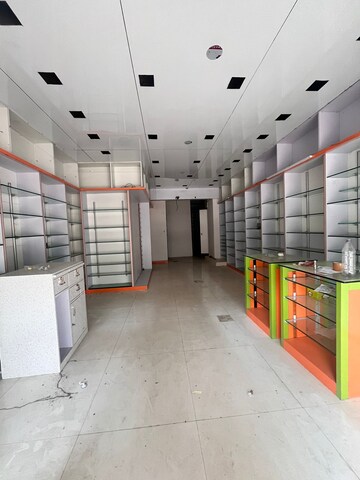 Team Area in  Shop at Andheri West – for Rent