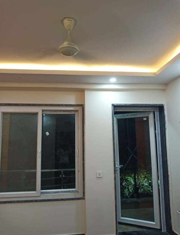 undefined, sector 55 6+ Bedroom 5000 Sq.Ft. Independent House In Sector 55 Gurgaon 8010800