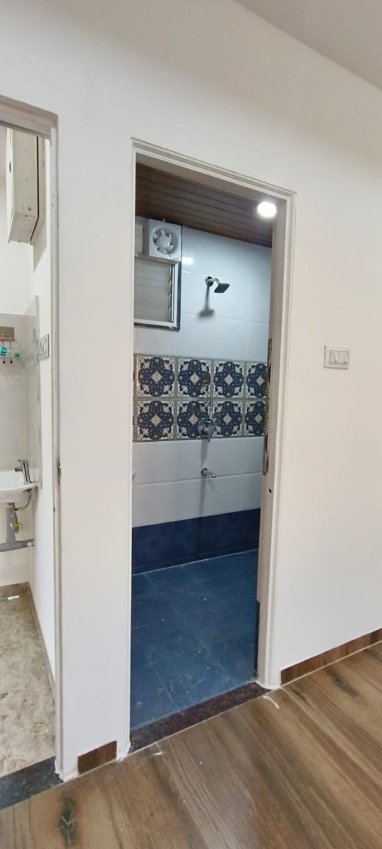 Bathroom, manish nagar 3 Bedroom 1500 Sq.Ft. Apartment In Manish Nagar Nagpur 8010840